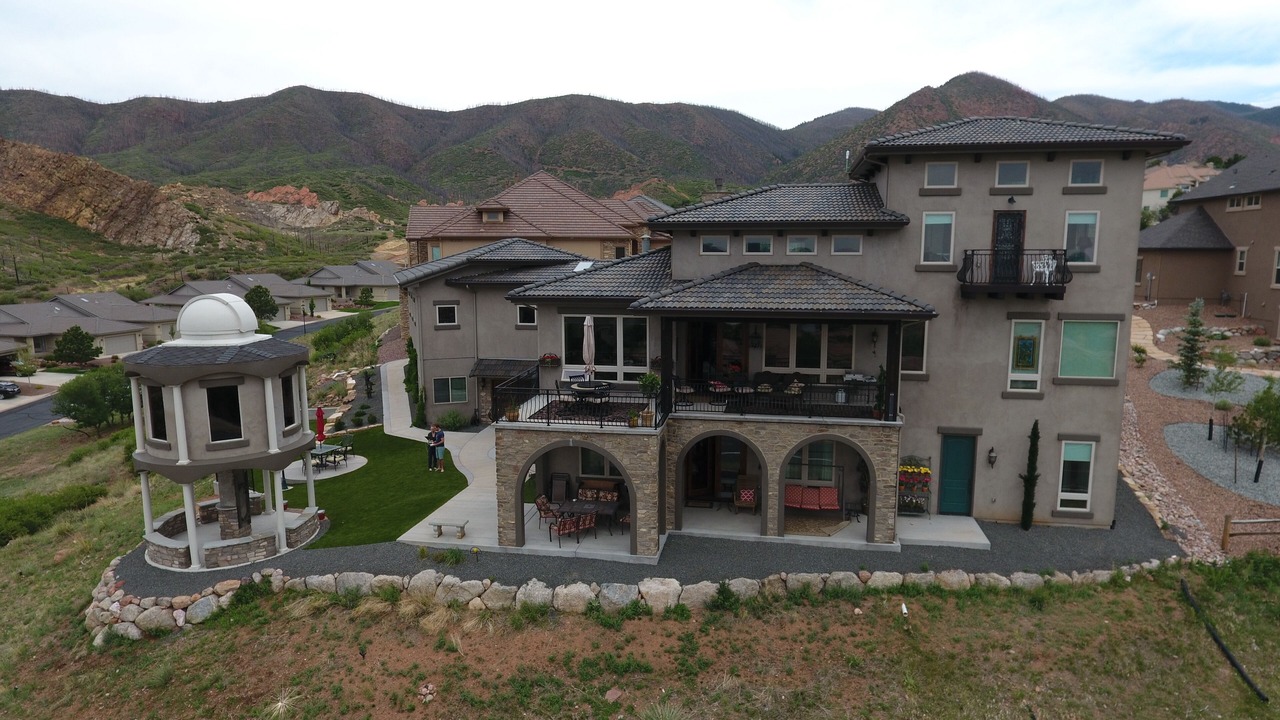 Photo of Outdoor in Mountain Shadows