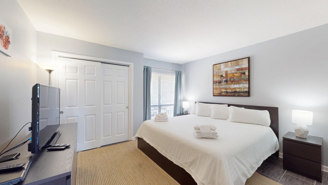 Photo of Bedroom in Miramar Beach