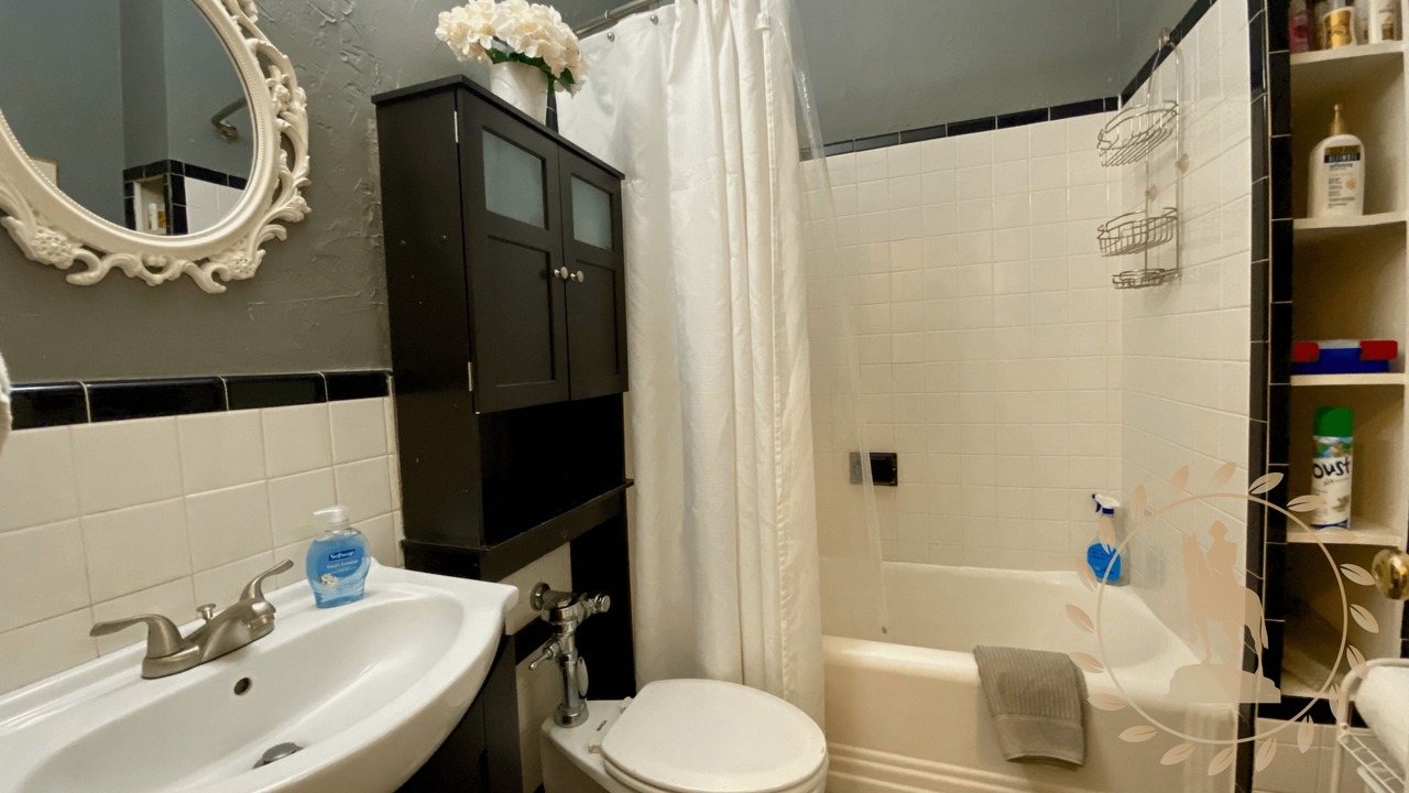 Photo of Bathroom in Downtown Baltimore