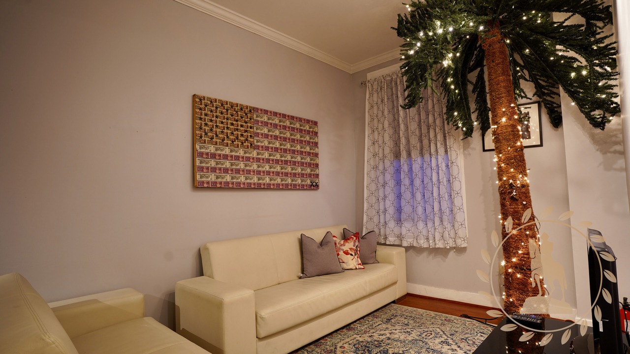 Photo of Livingroom in Downtown Baltimore