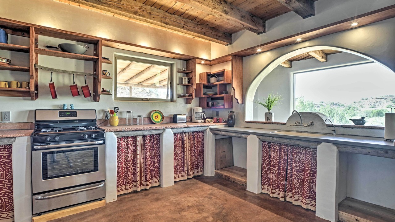 Photo of Kitchen in San Ysidro