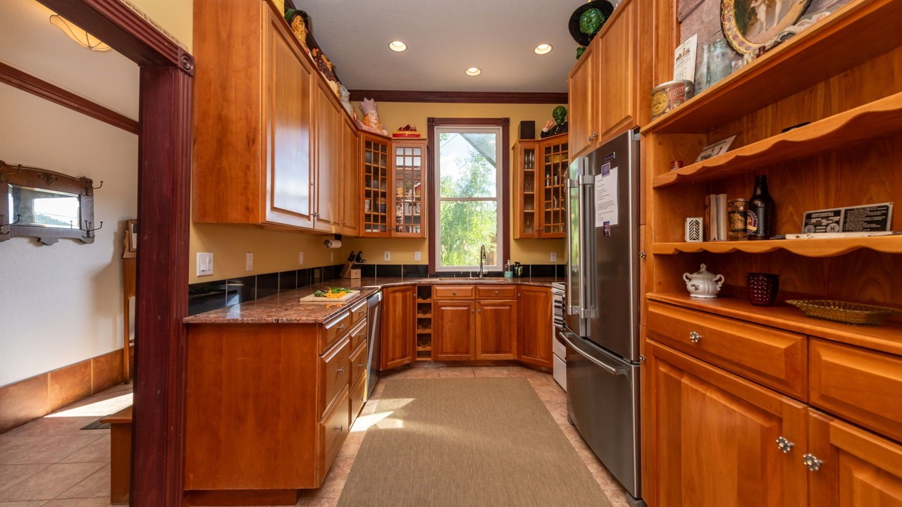 Photo of Kitchen in Central City