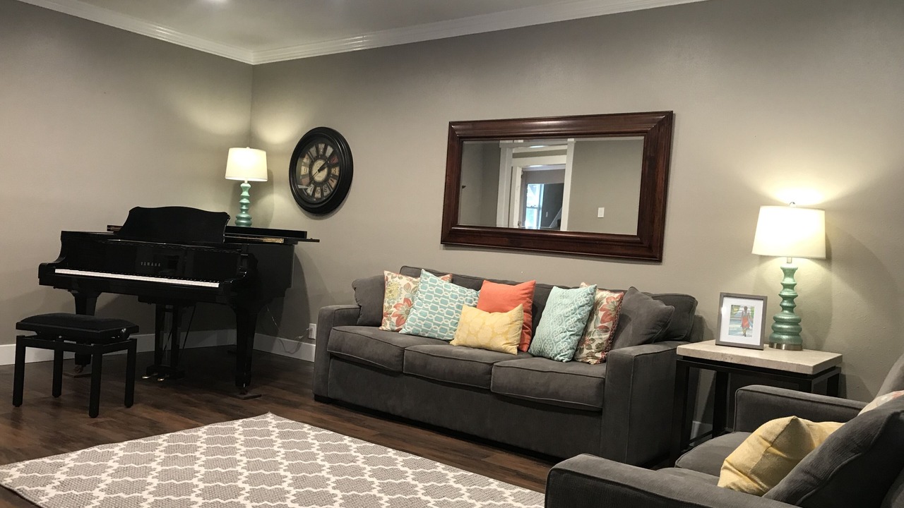 Photo of Livingroom in Orem North