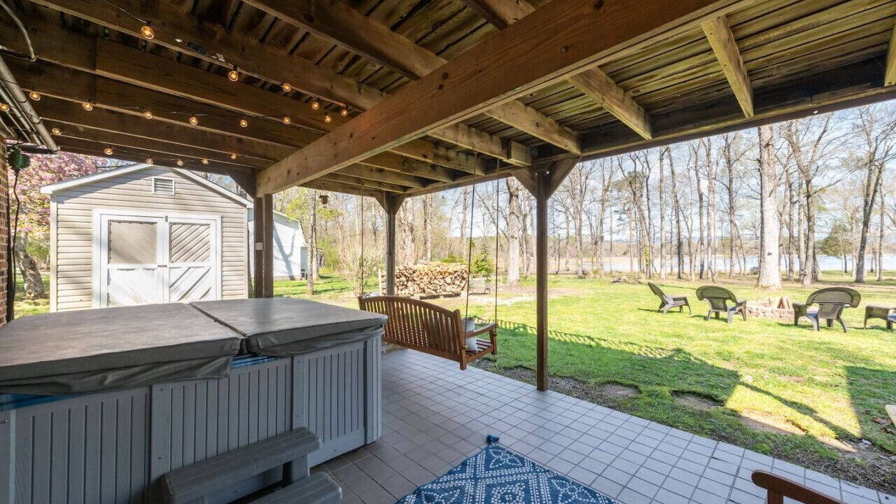 Photo of Patio Balcony in Middle Valley