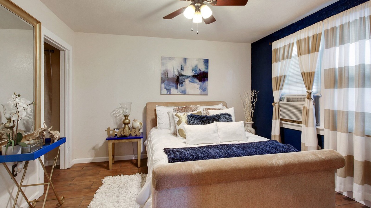 Photo of Bedroom in Esplanade Ridge