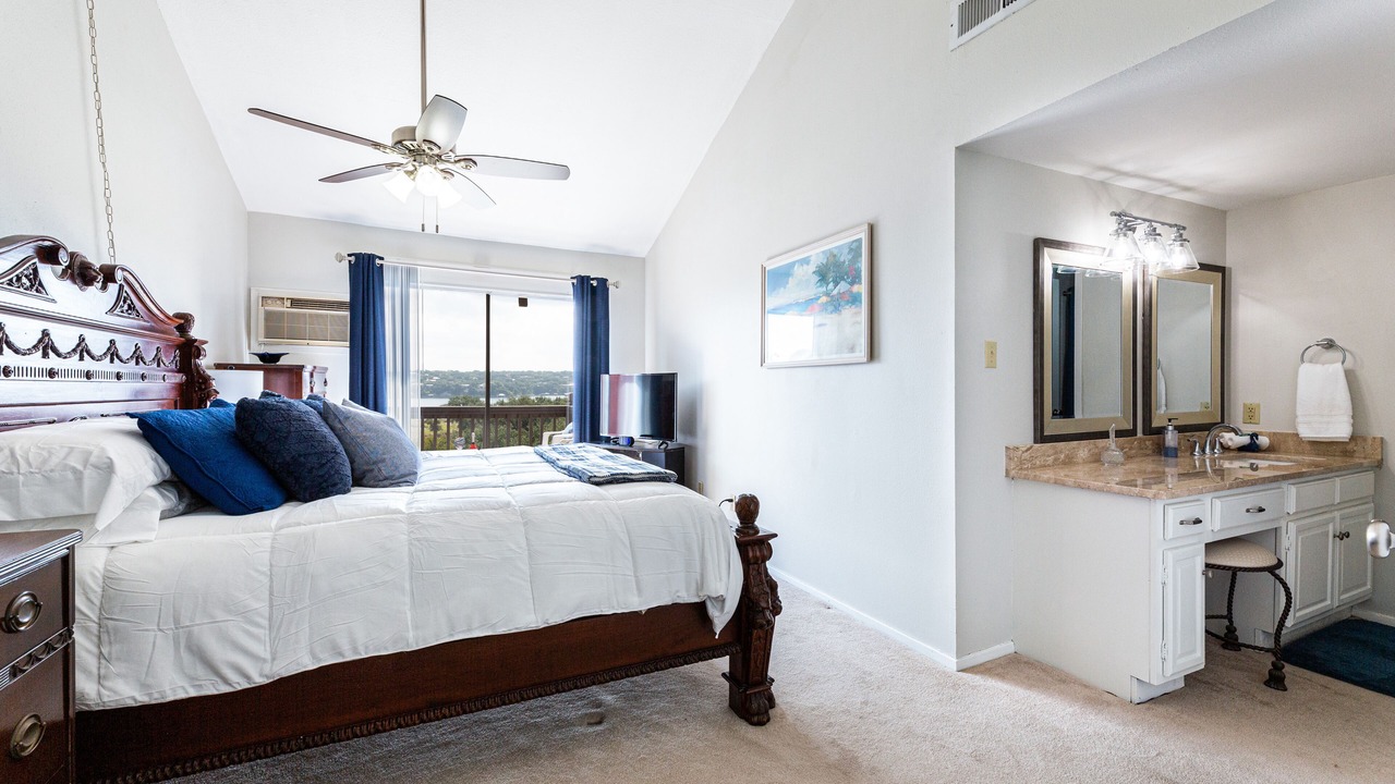 Photo of Bedroom in Comanche Point At Point Venture