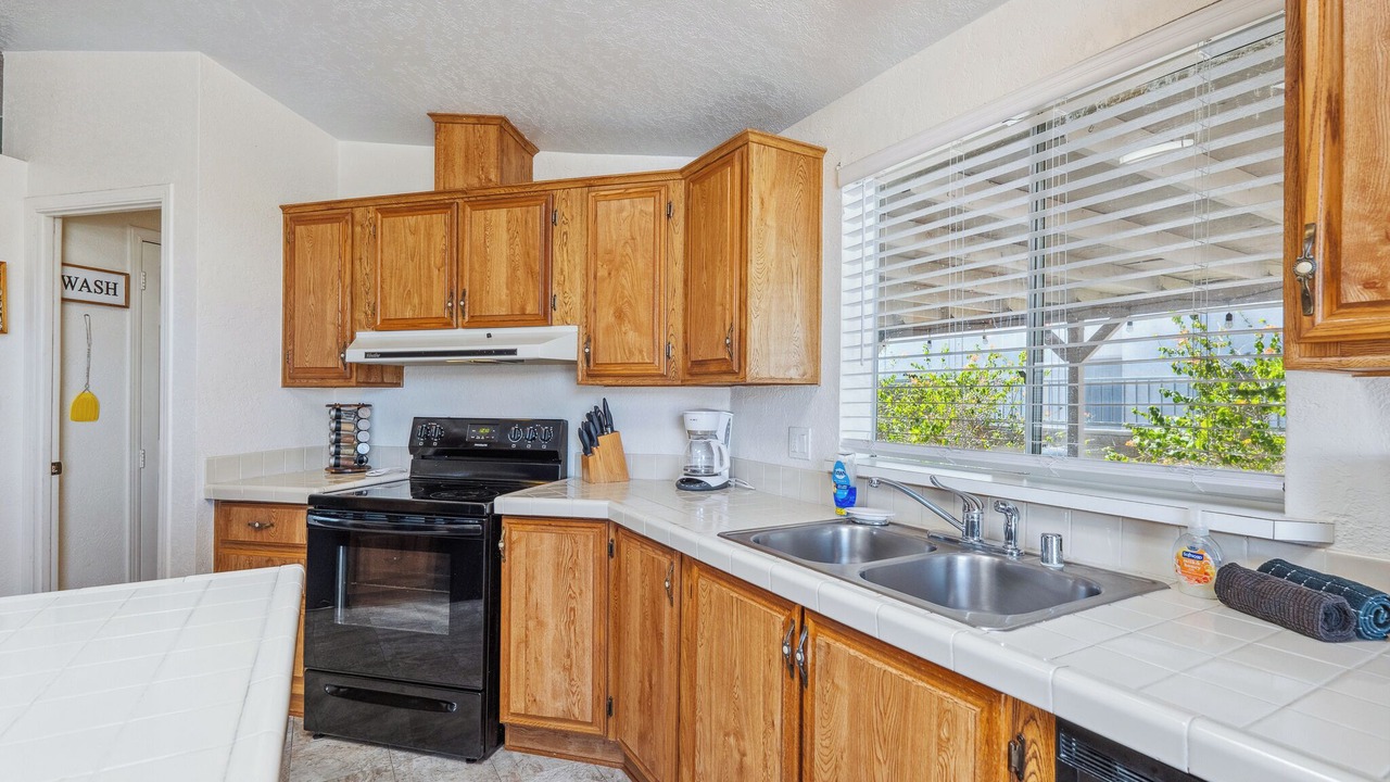 Photo of Kitchen in Holiday Shores