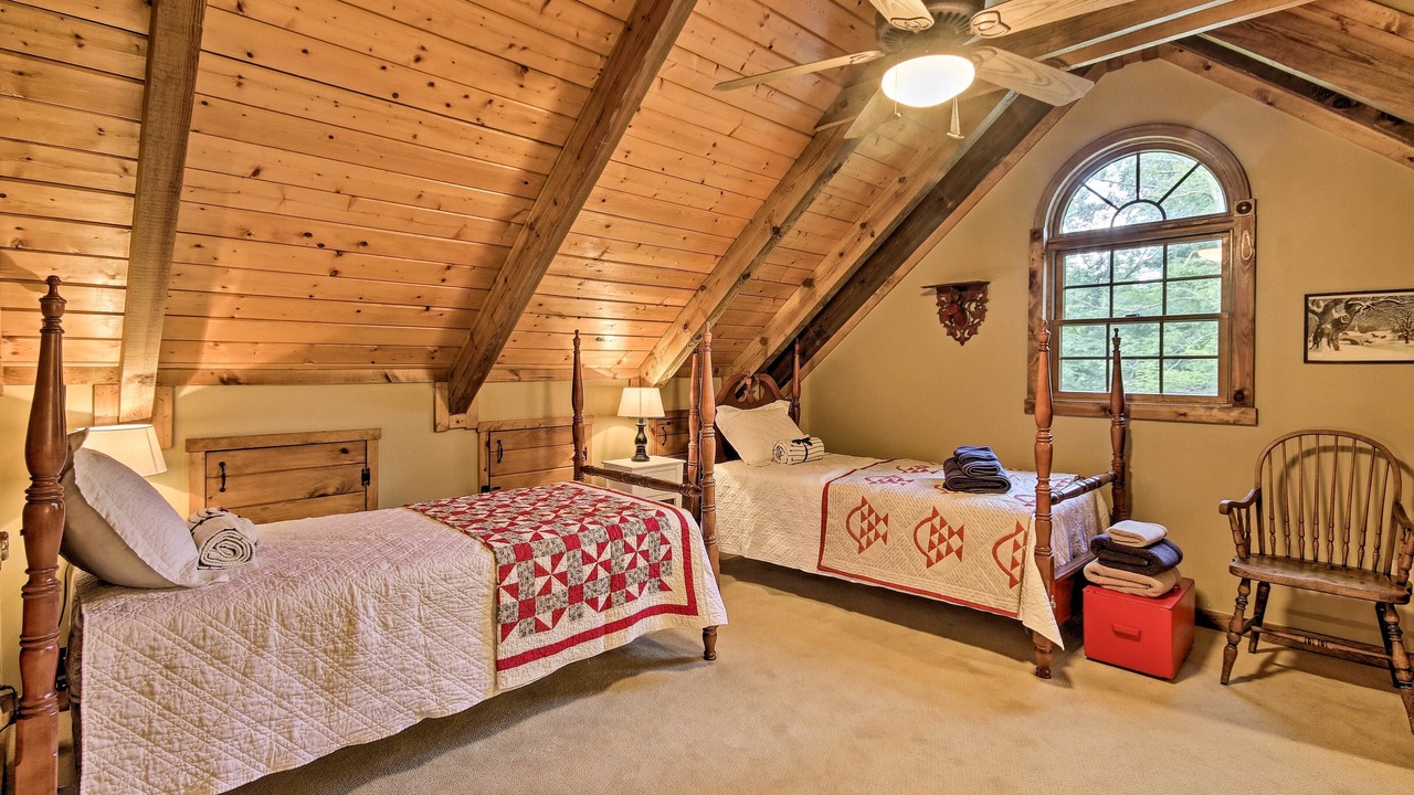 Photo of Bedroom in Berkeley Springs