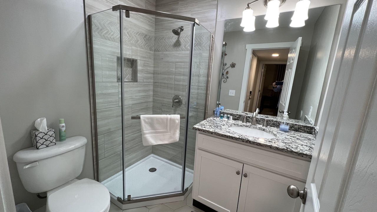 Photo of Bathroom in North Capitol