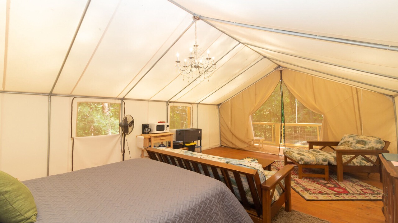 Photo of Bedroom in Copperhill