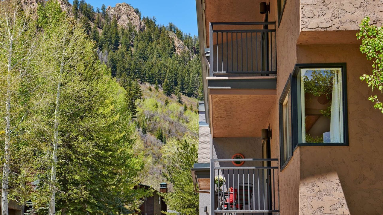 Photo of Patio Balcony in Aspen