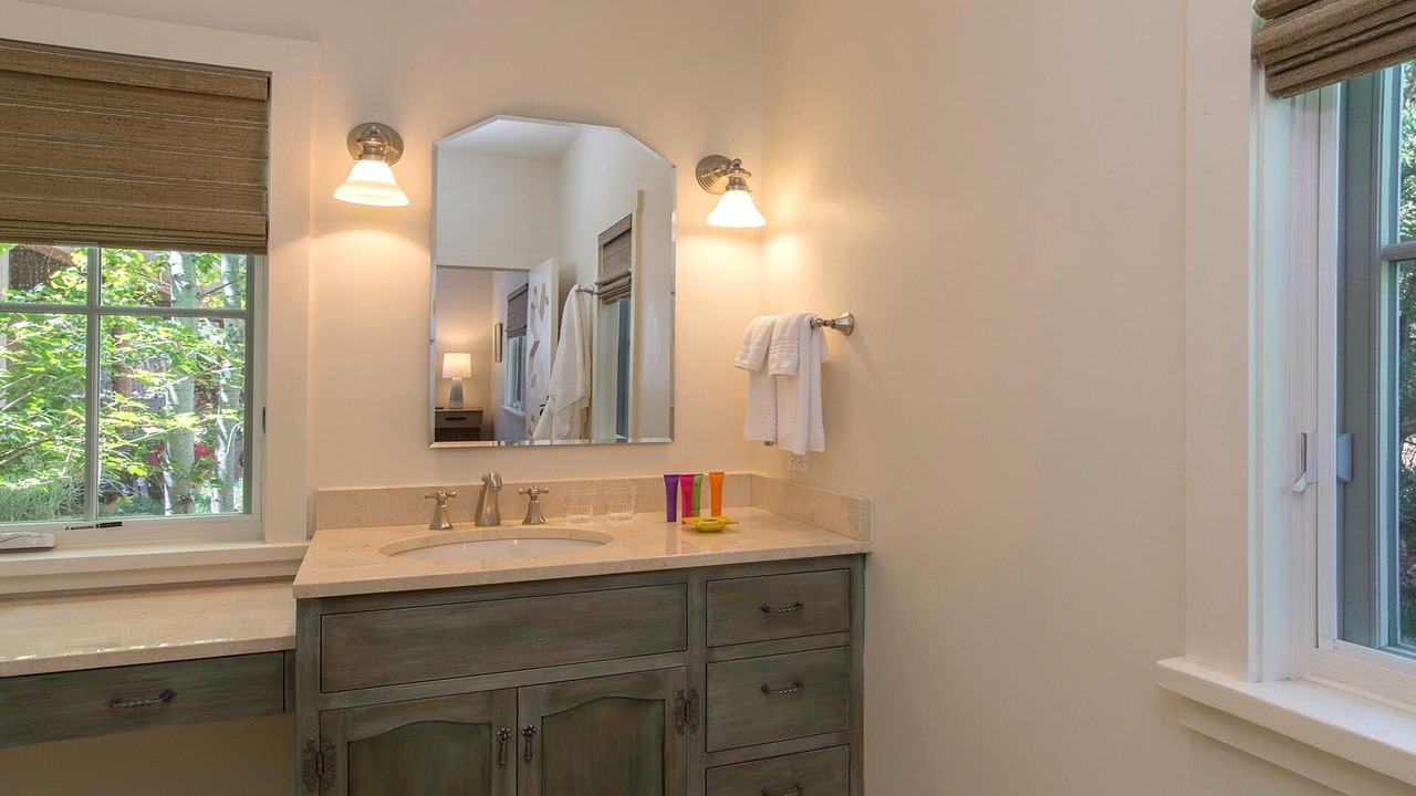 Photo of Bathroom in Historic Eastside