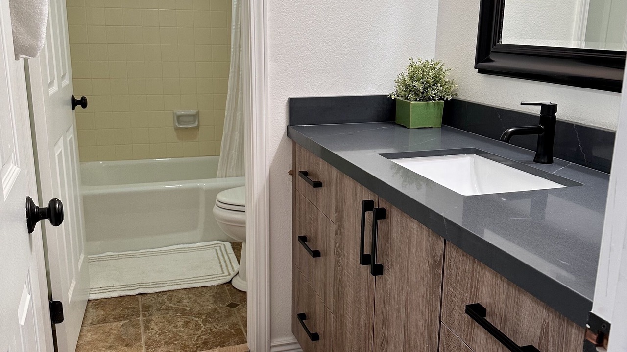 Photo of Bathroom in Cottonwood Heights
