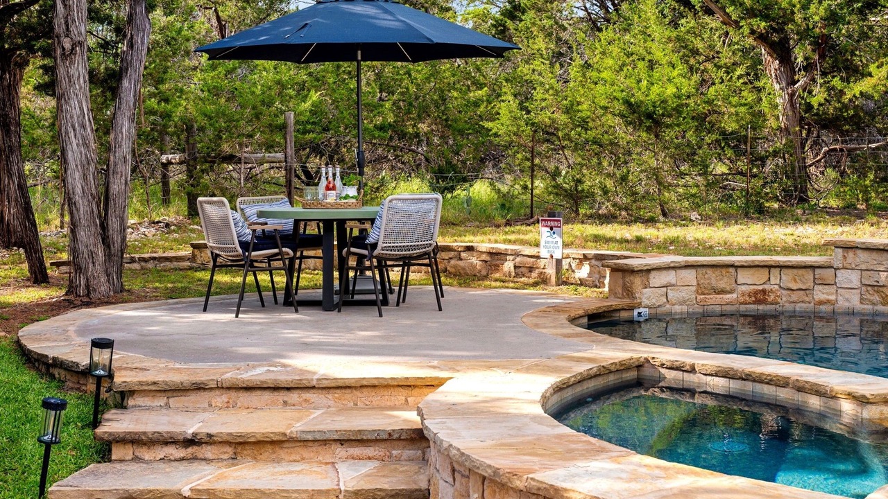 Photo of Outdoor in Brushy Creek