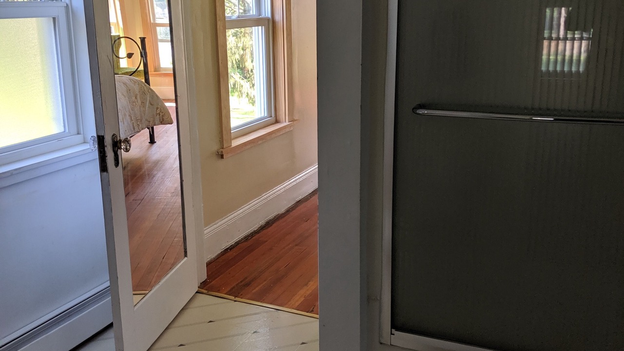 Photo of Bathroom in Town of Hastings