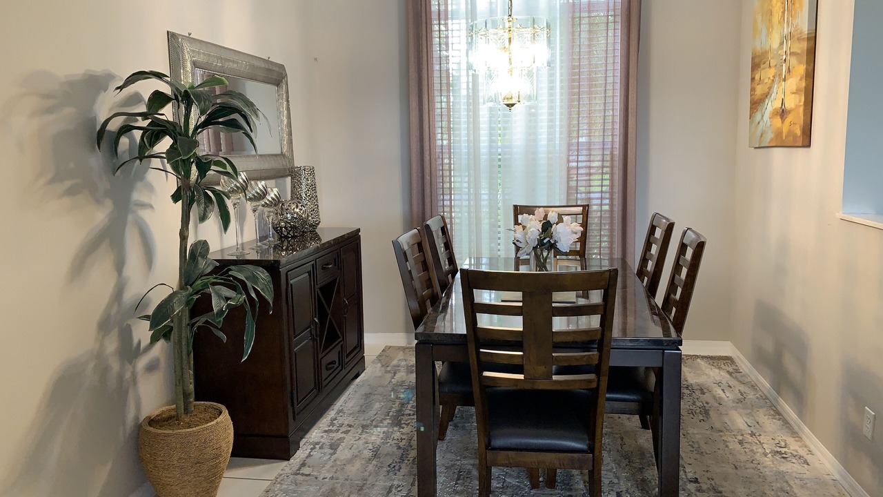 Photo of Livingroom in Central Naples