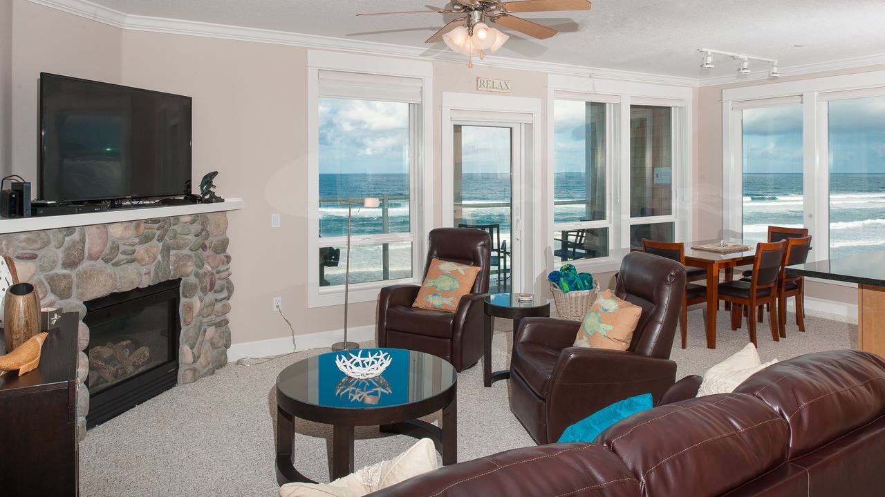 Photo of Livingroom in Lincoln City