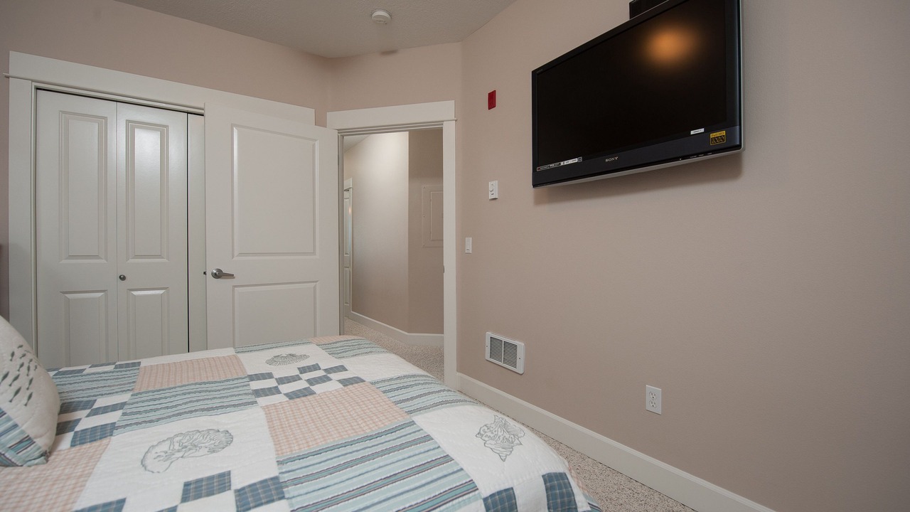 Photo of Bedroom in Lincoln City