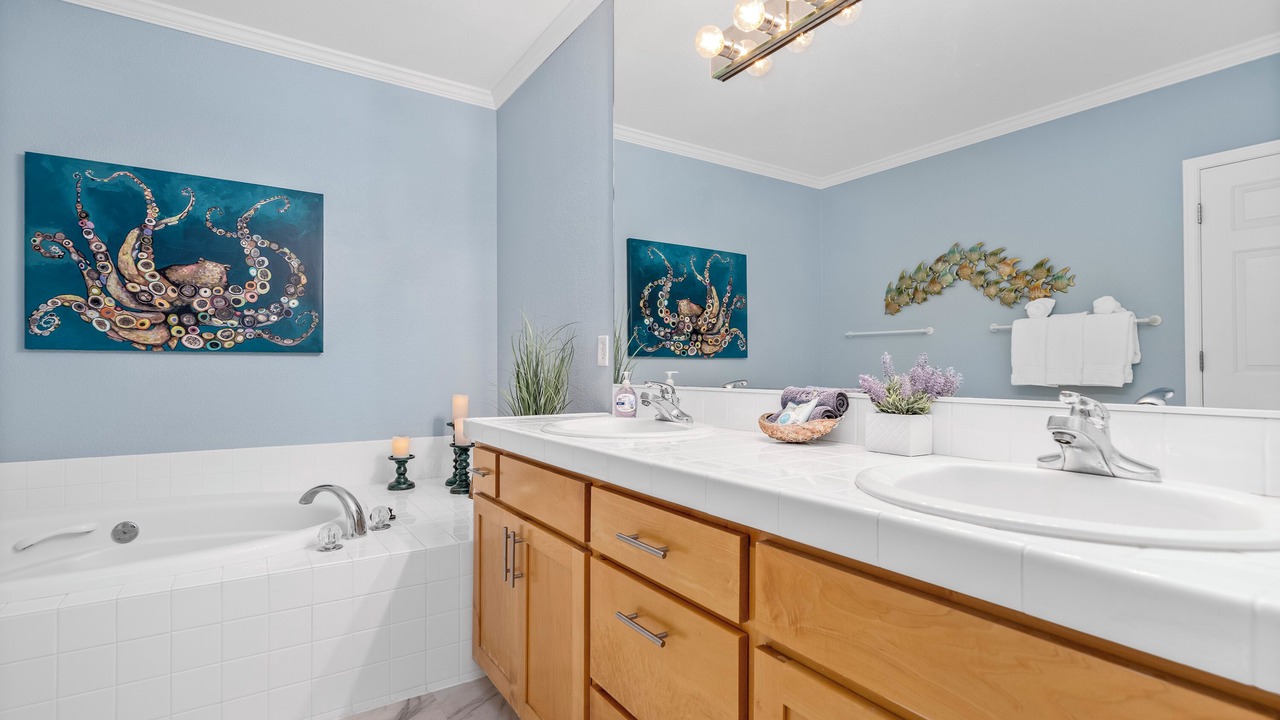 Photo of Bathroom in Depoe Bay