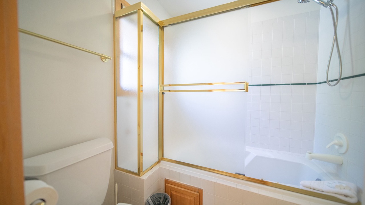Photo of Bathroom in Mountain House
