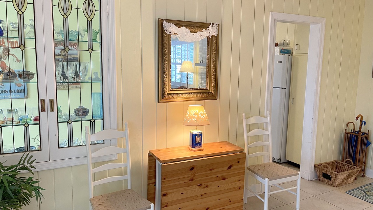 Photo of Livingroom in East Beach