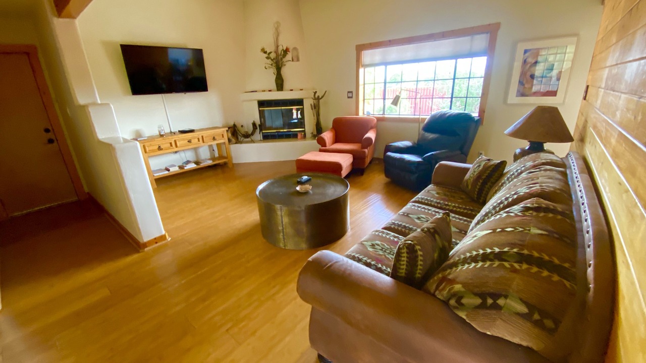 Photo of Livingroom in Los Griegos