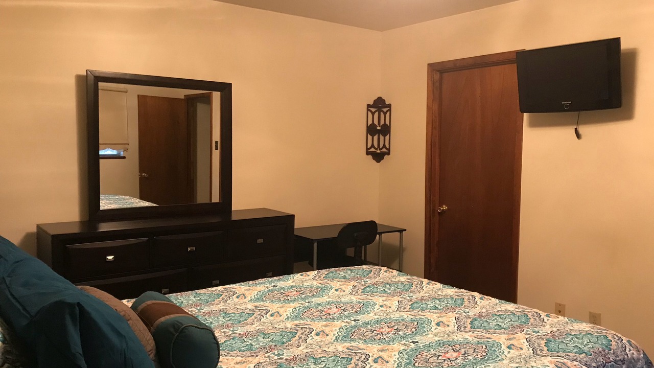Photo of Bedroom in Eastern Division
