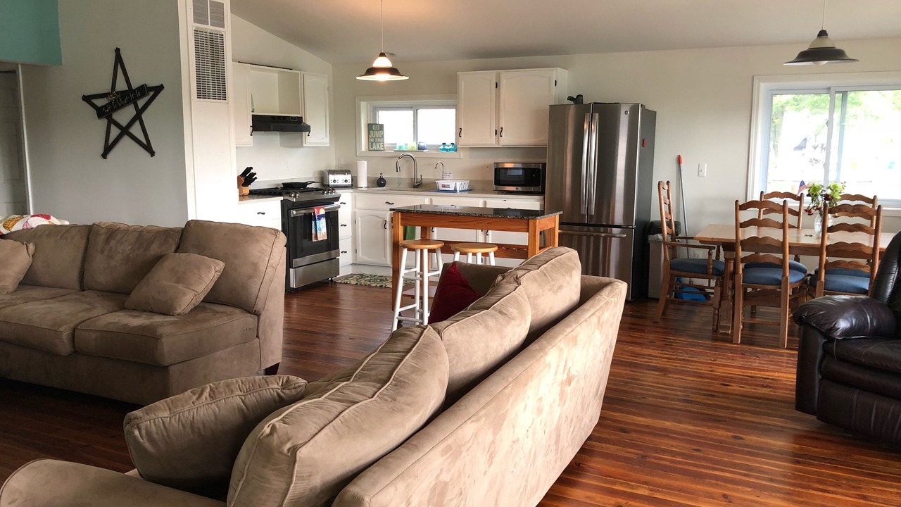 Photo of Livingroom in Unadilla Township