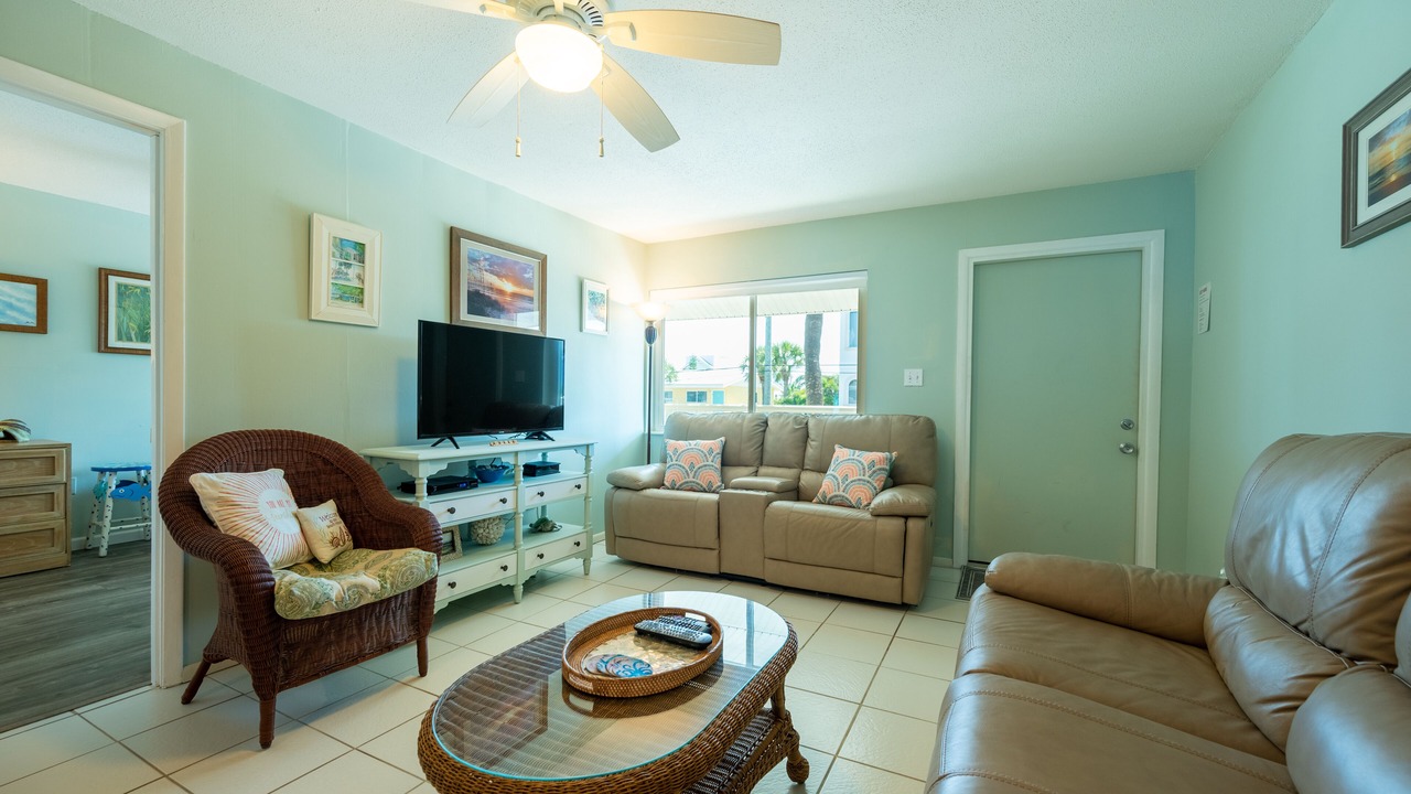 Photo of Livingroom in Bradenton Beach