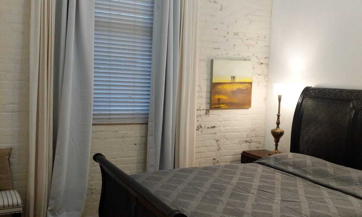 Photo of Bedroom in Arts/Warehouse District