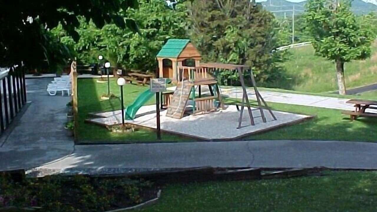 Photo of Others in Pigeon Forge