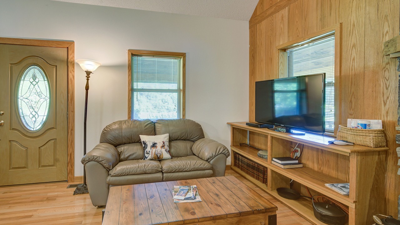 Photo of Livingroom in Elizabethton