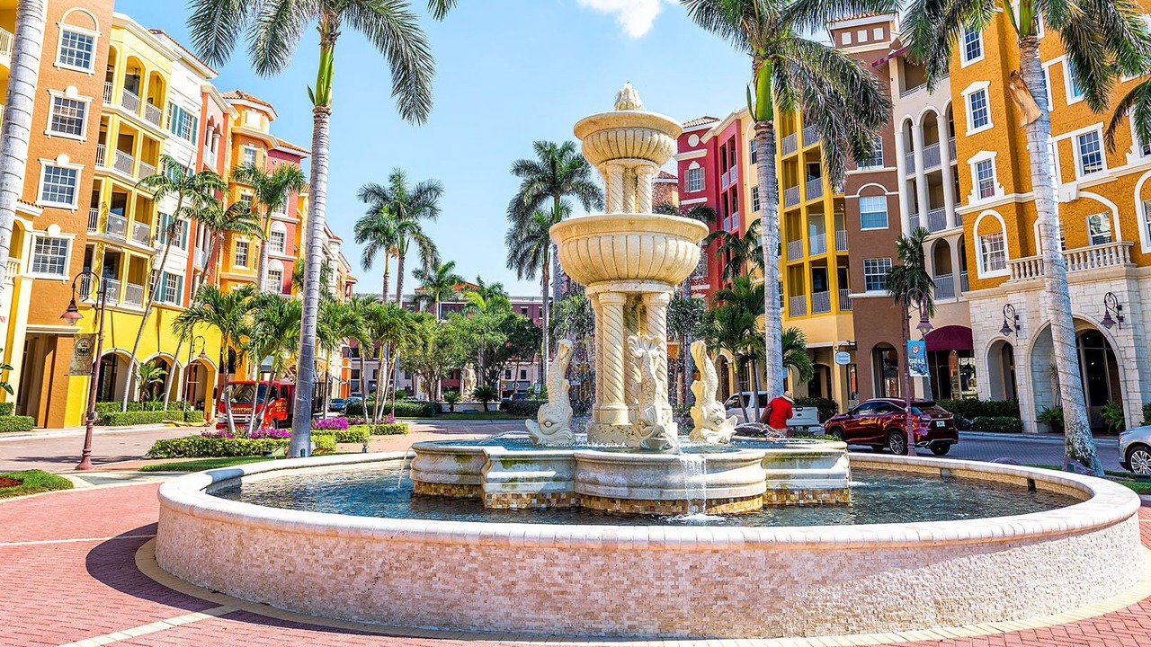 Photo of Others in Central Naples