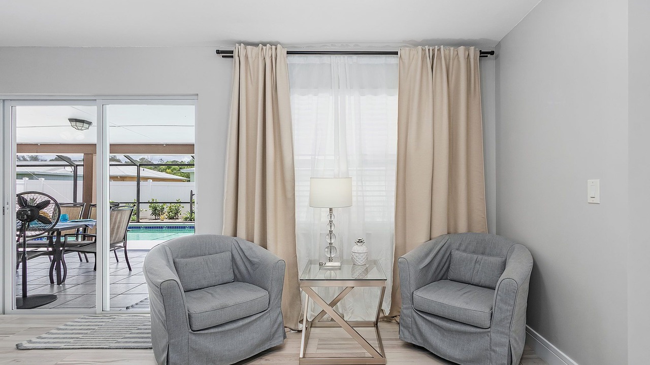 Photo of Livingroom in Central Naples