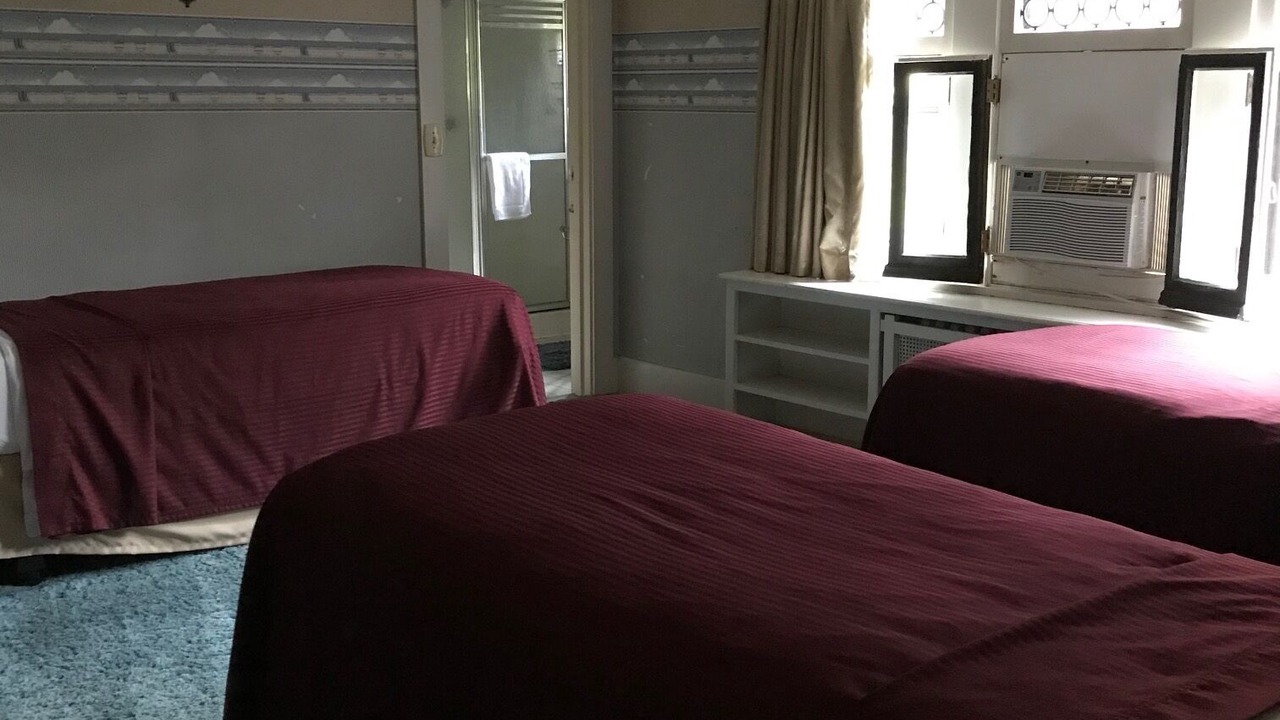 Photo of Bedroom in Hubbard