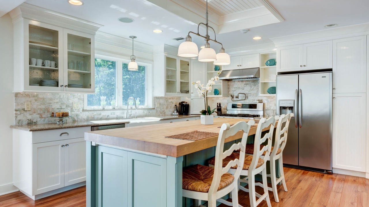 Photo of Kitchen in East Hampton