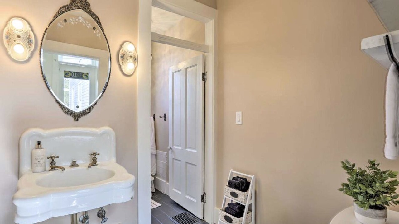 Photo of Bathroom in St. Elmo Improvement League