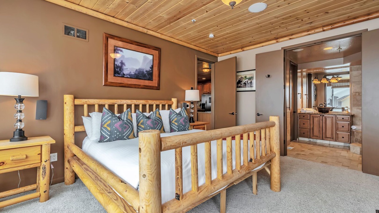 Photo of Bedroom in Salt Lake Mountain Resorts