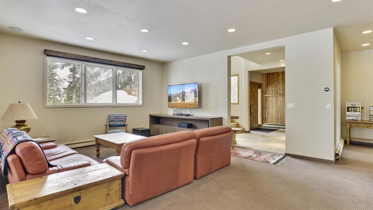 Photo of Livingroom in Salt Lake Mountain Resorts