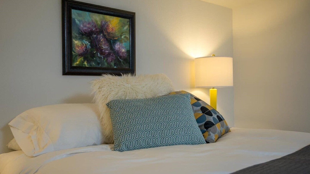 Photo of Bedroom in Hosford-Abernethy