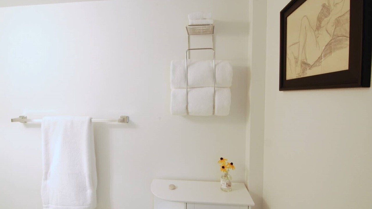 Photo of Bathroom in Hosford-Abernethy