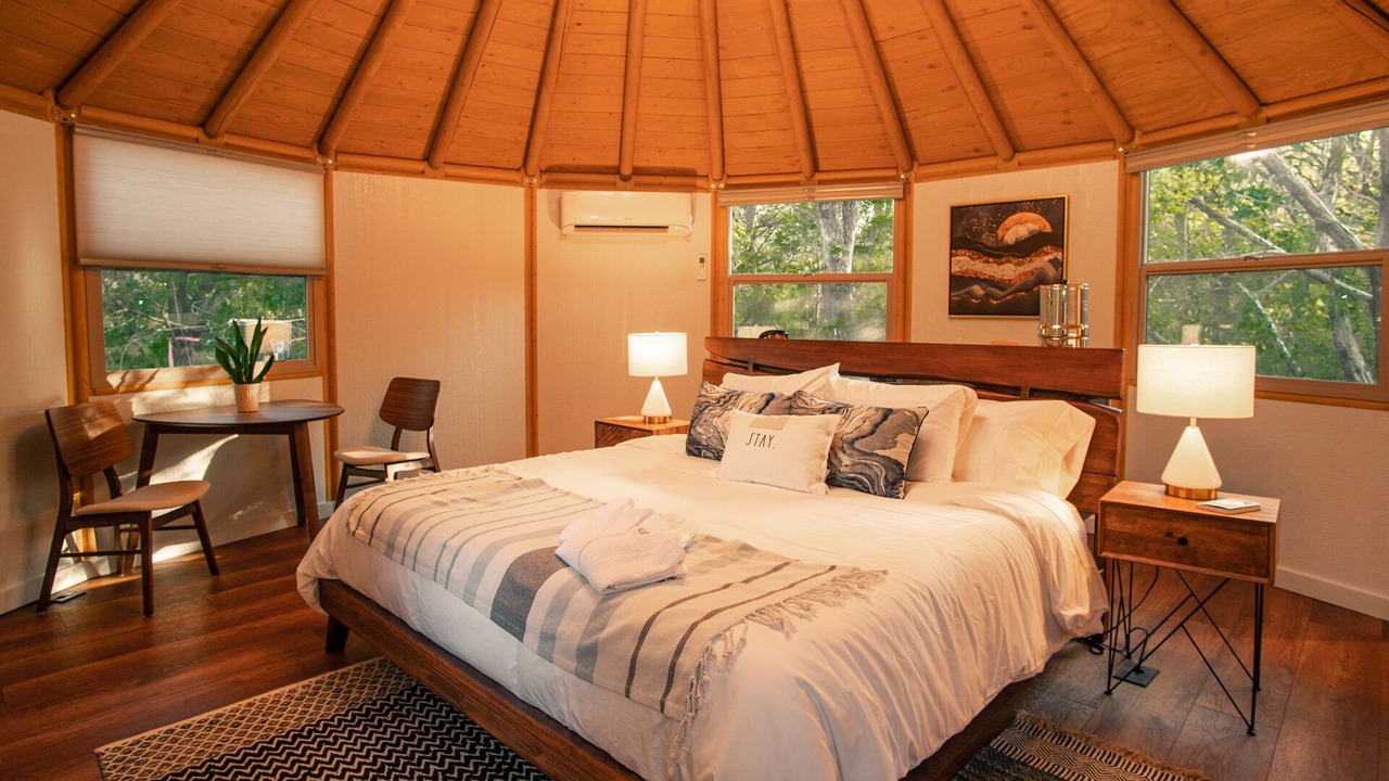 Photo of Bedroom in Bastrop
