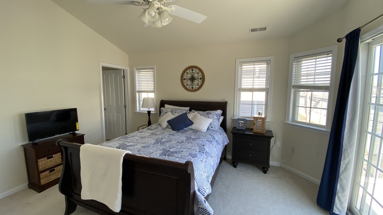 Photo of Bedroom in North End