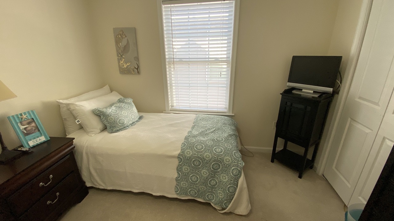 Photo of Bedroom in North End
