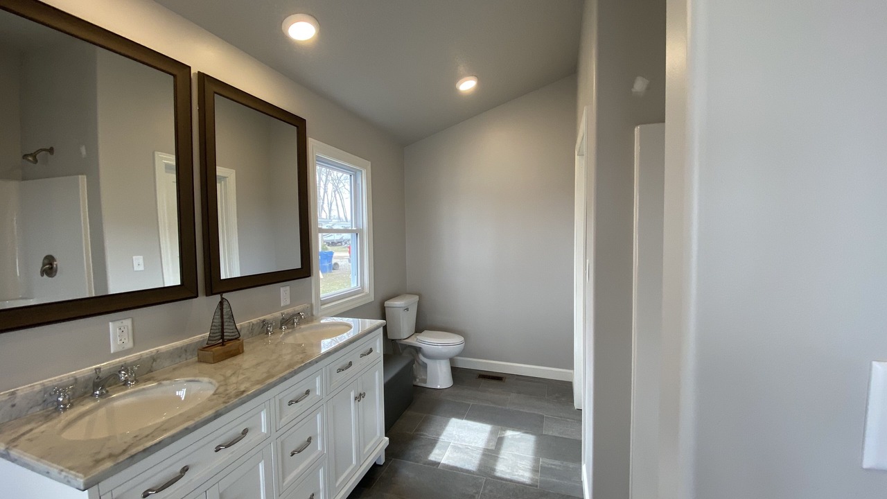 Photo of Bathroom in Coldwater