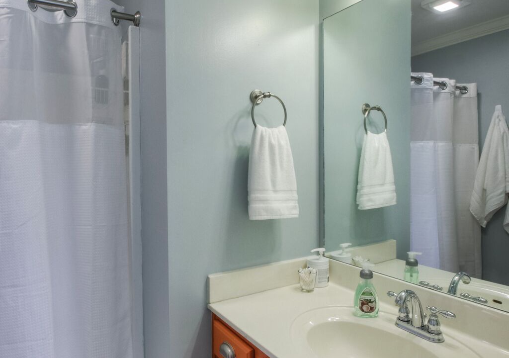 Photo of Bathroom in Kedron