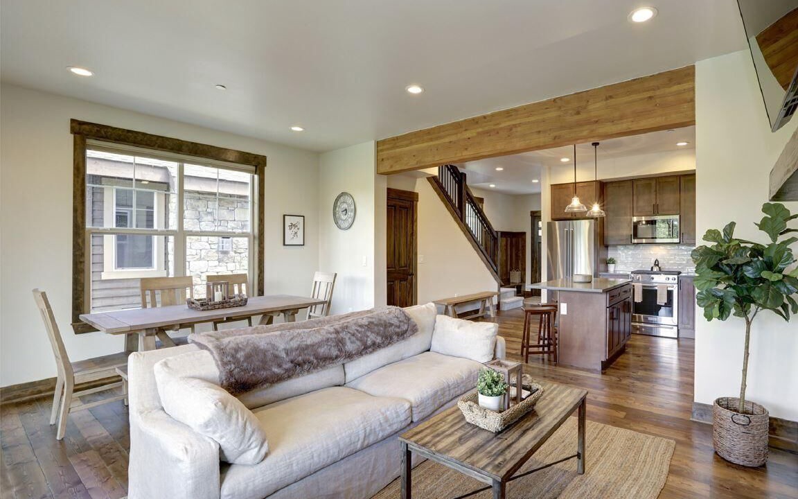Photo of Livingroom in Cle Elum