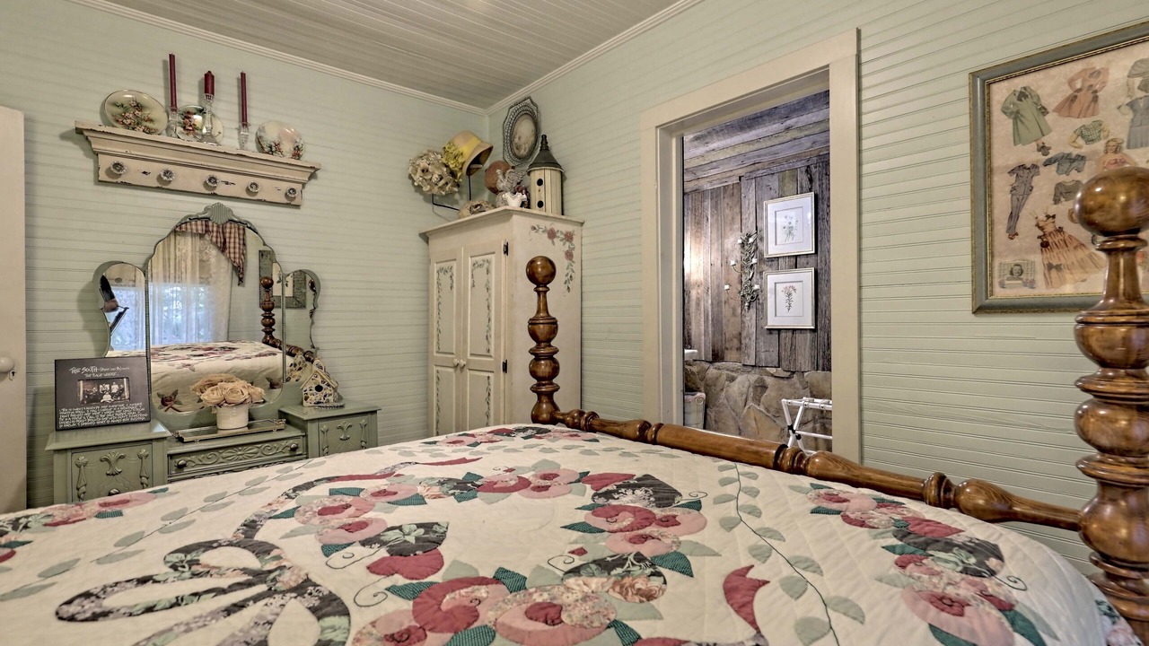 Photo of Bedroom in Clayton
