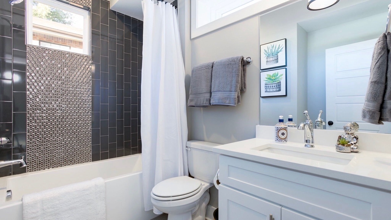 Photo of Bathroom in Historic Waverly
