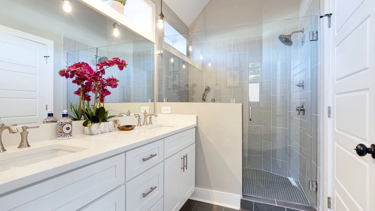 Photo of Bathroom in Historic Waverly